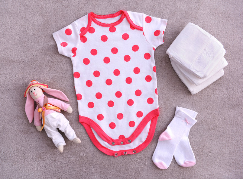 Decorating Onesies with Fabric Paint and Markers Dropps