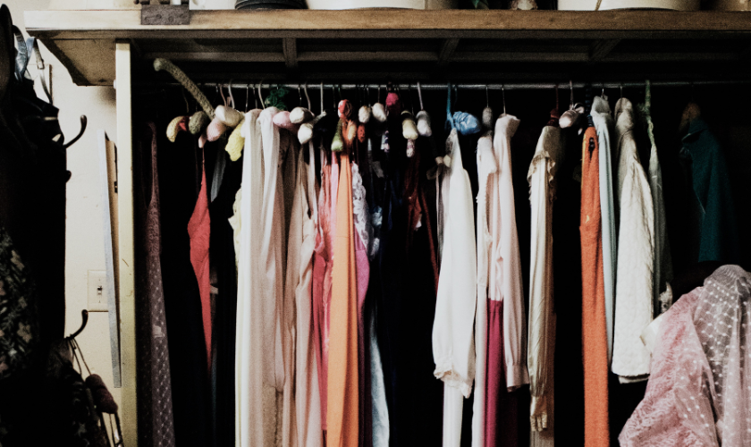How to keep clothes smelling fresh in drawers & closets