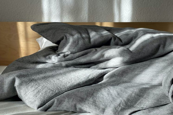 How to Wash a Weighted Blanket - Step-by-Step
