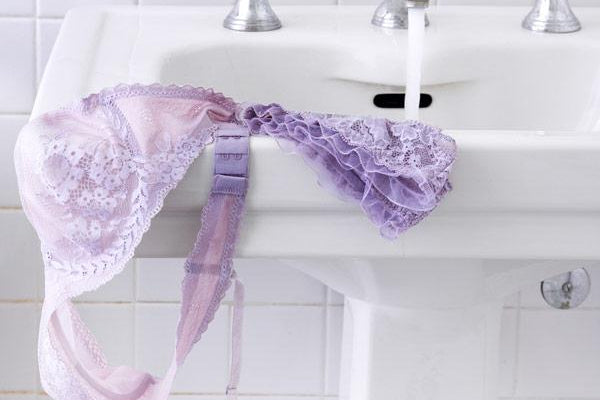 How to Hand Wash Clothes - Step-by-Step Guide