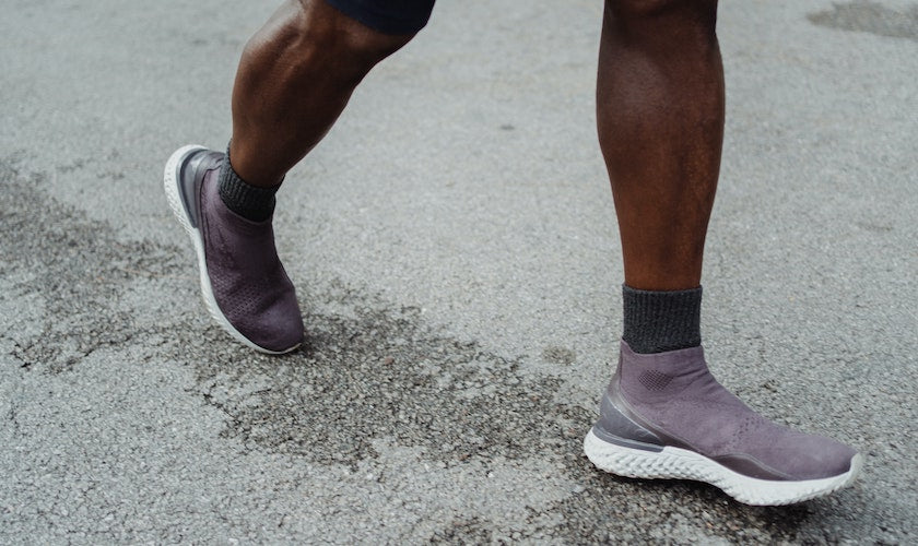 5 Tips to Deodorize Running Shoes for Good